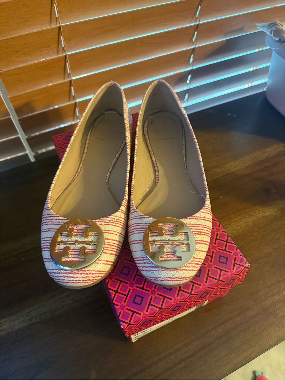 Tory Burch Pink and Cream Logo Round-Toe Ballet Flats